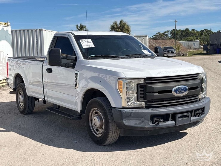 2017-ford-f250-image-2