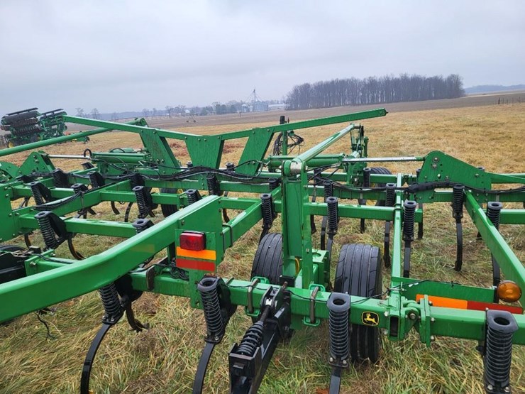 john-deere-2200-image-29