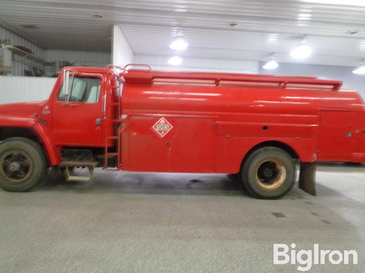 1985-international-s1954-image-8