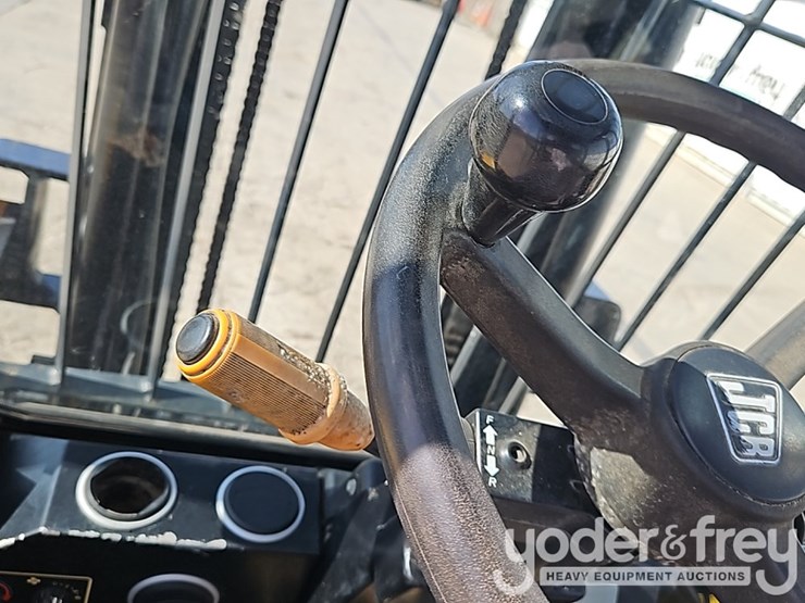 2017-jcb-926-image-24