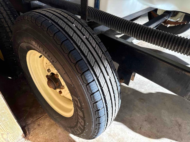 michigan-chief-liq.-tender-trailer-image-7