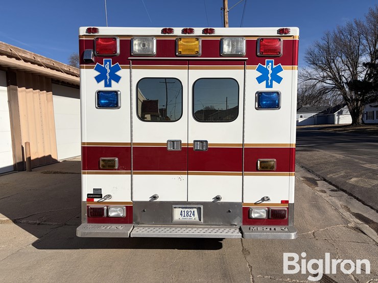 2006-ford-e450-image-6