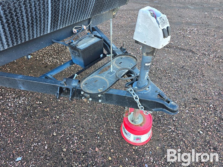 2015-keystone-bullet-272bhs-travel-trailer-image-12