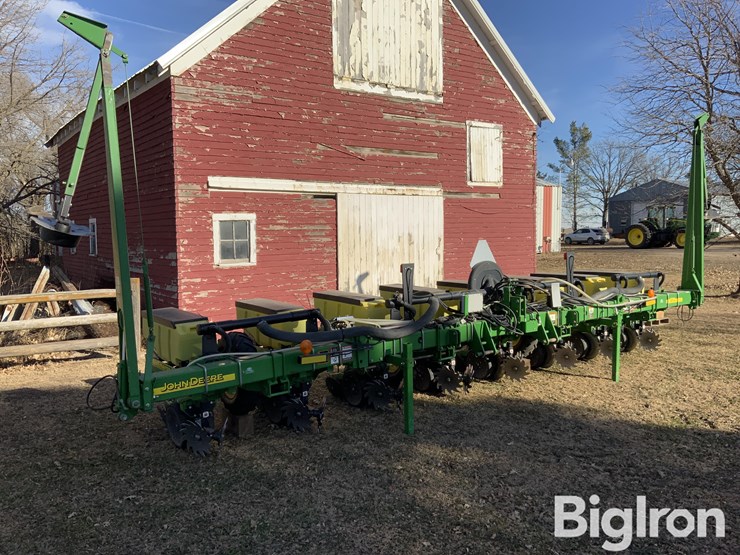 2007-john-deere-1710-image-3