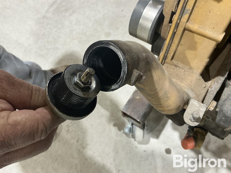 caterpillar-c13-image-15