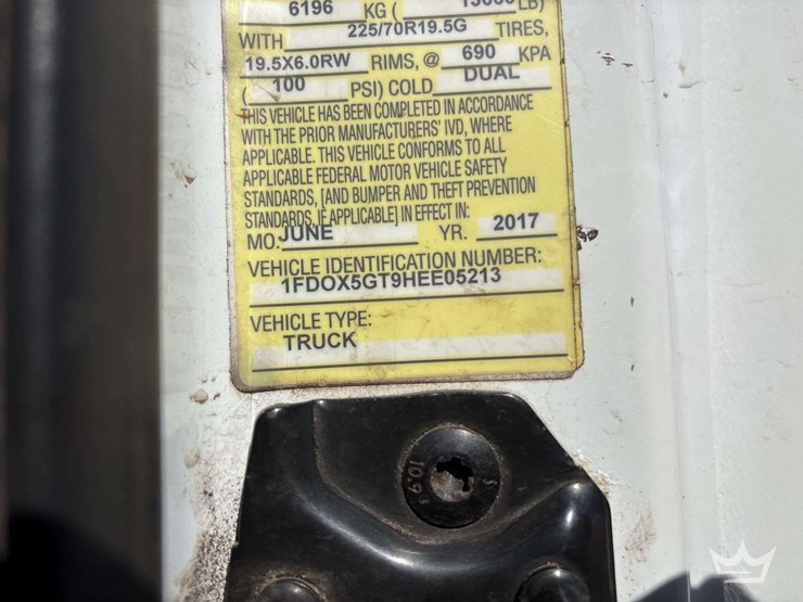 2017-ford-f550-image-6