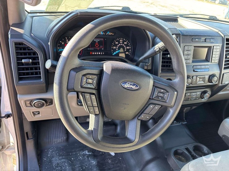 2015-ford-f150-image-16