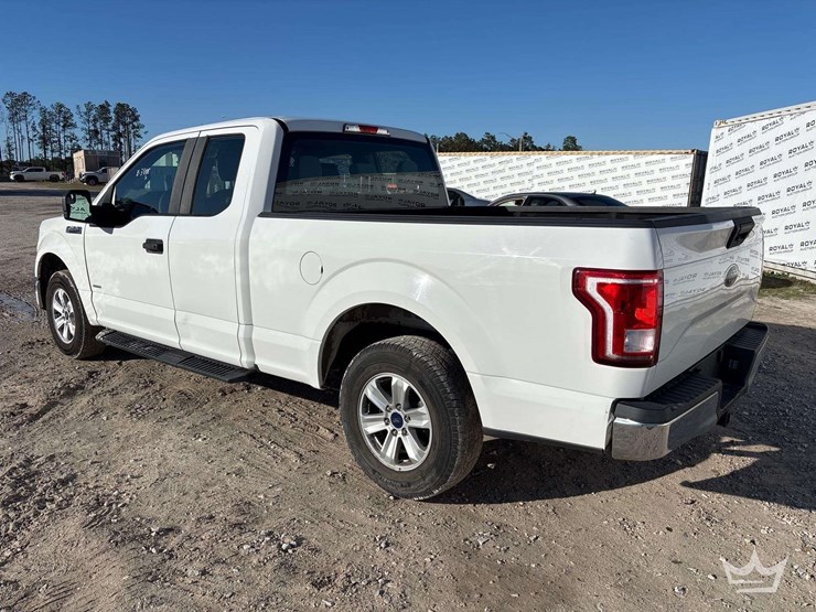 2015-ford-f150-image-4