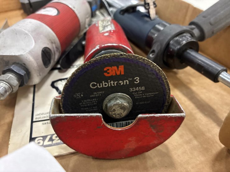 #115299-•-assortment-air-tools-image-9