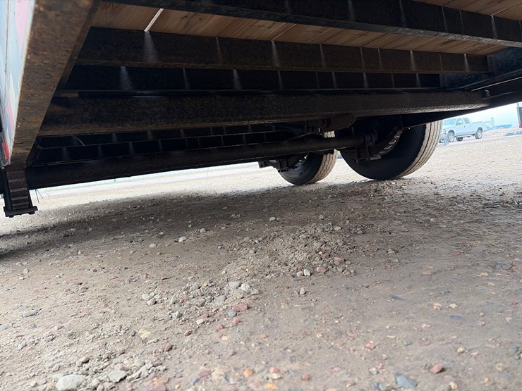 2018-dct-21-ft.-tilt-bed-trailer-image-6
