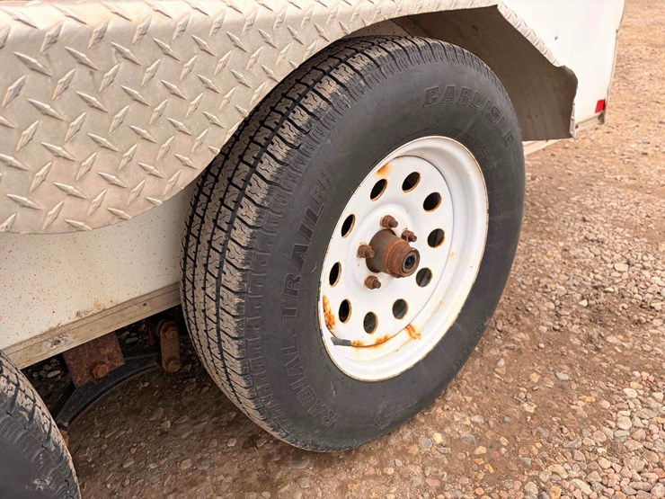 2012-carry-on-enclosed-trailer-image-15