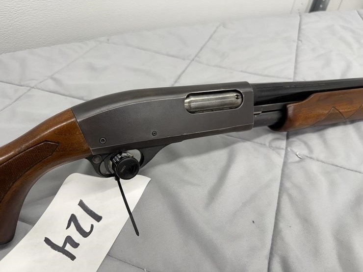 remington-wingmaster-870-16-gauge-shotgun-image-1