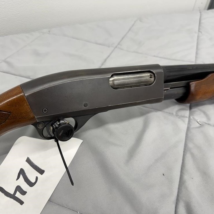 Remington Wingmaster 870 16 Gauge Shotgun