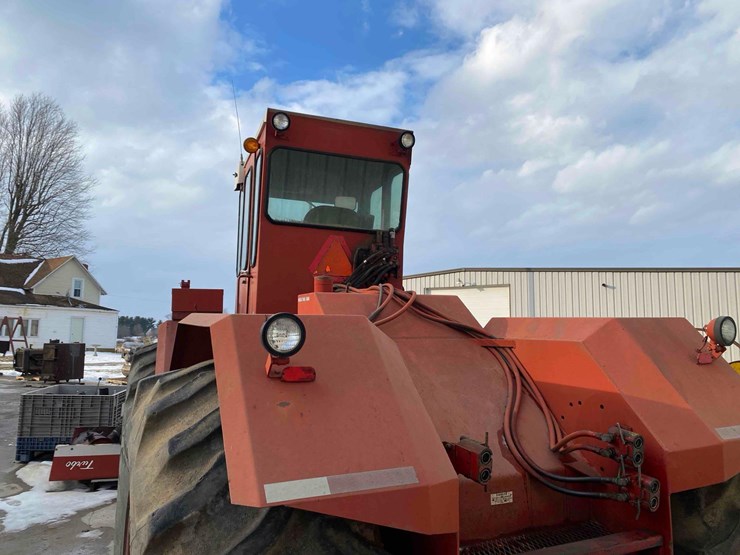 international-4568-project-tractor-image-4