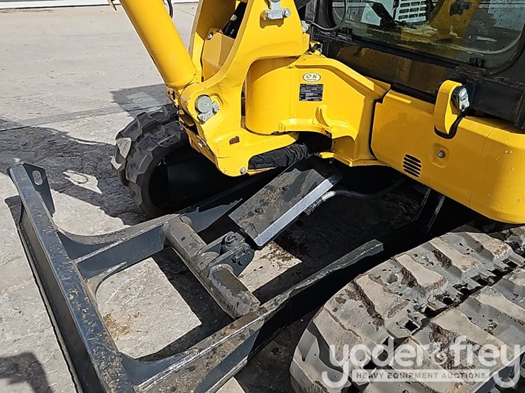 2024-komatsu-pc55mr-image-21