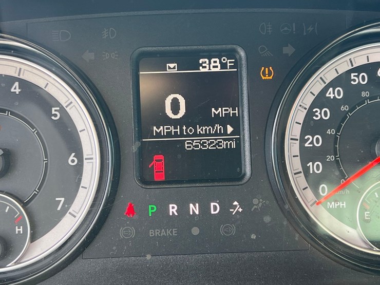 2020-ram-1500-classic-image-7