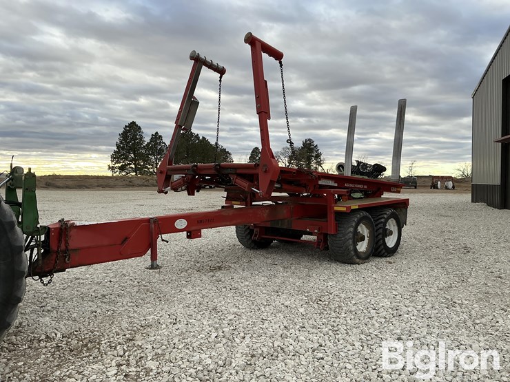 morris-pro-ag-k16-pull-type-large-square-bale-stacker-image-1
