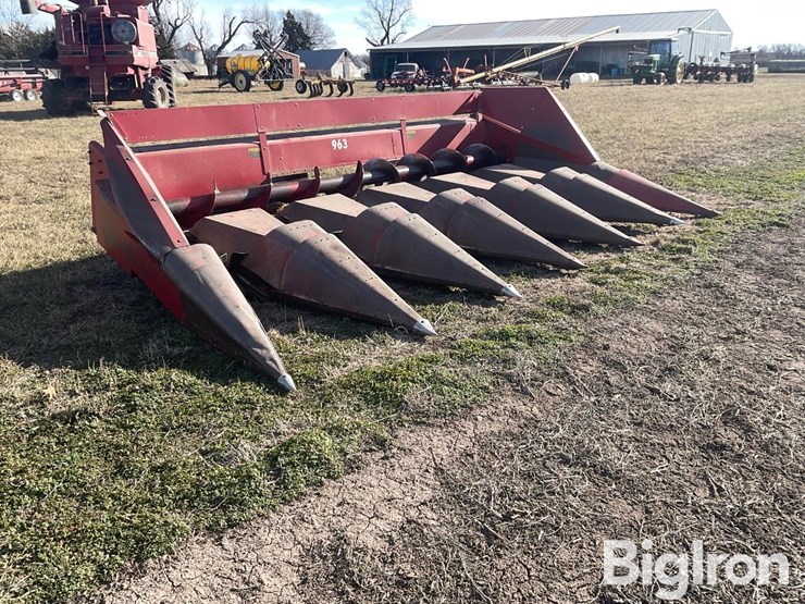 international-963-image-3