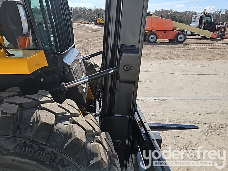 2017-jcb-926-image-10