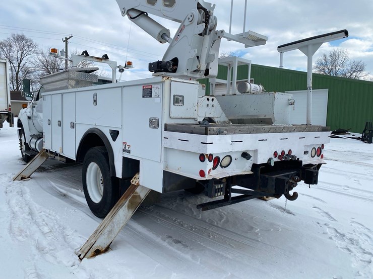 2015-ford-f750-image-12