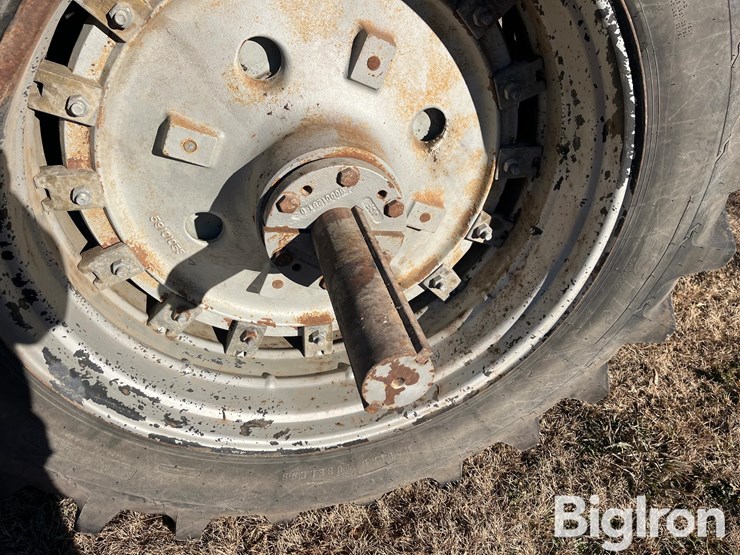 1995-white-6175-mfwd-tractor-image-19