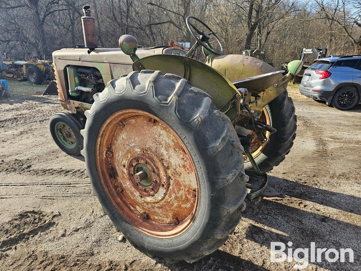 1955-oliver-super-88-image-7