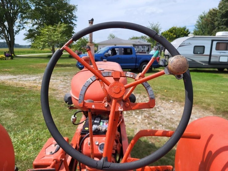 allis-chalmers-wd-tractor-image-67