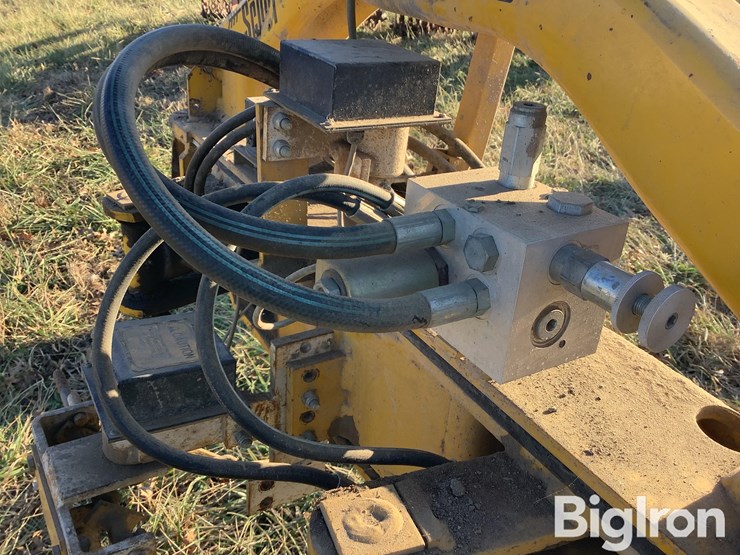 buffalo-47001003-3-pt-scout-i-guidance-hitch-w/controller-image-14