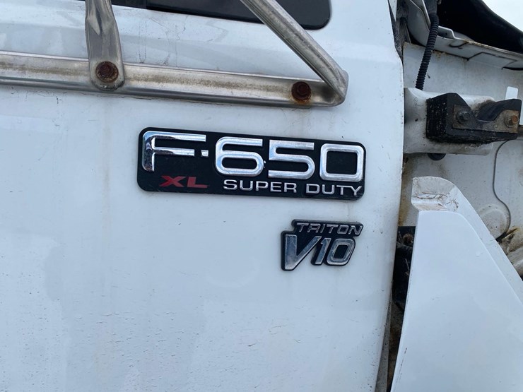 2012-ford-f650-image-37