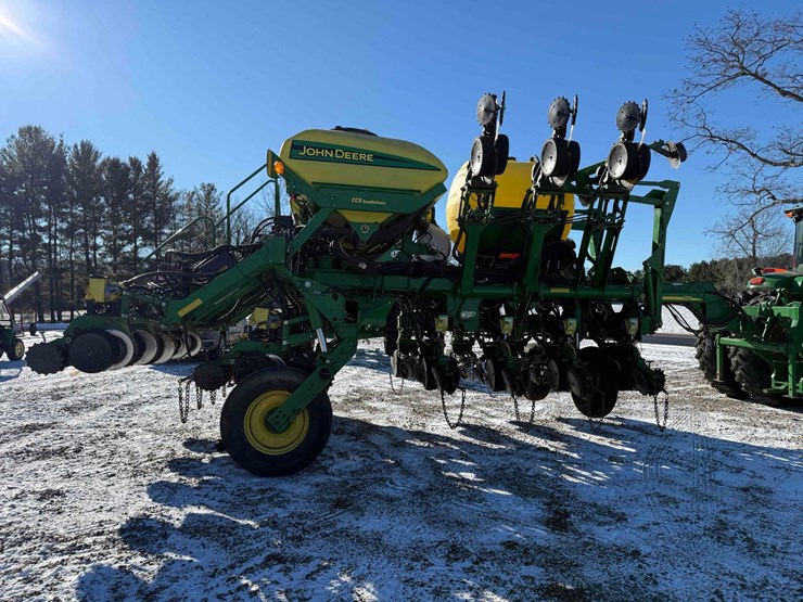 john-deere-1790-ccs-image-5