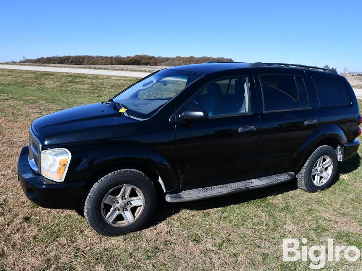 2005-dodge-durango-image-1