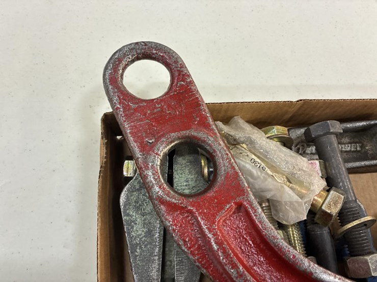 #115313-•-box-of-misc-image-2