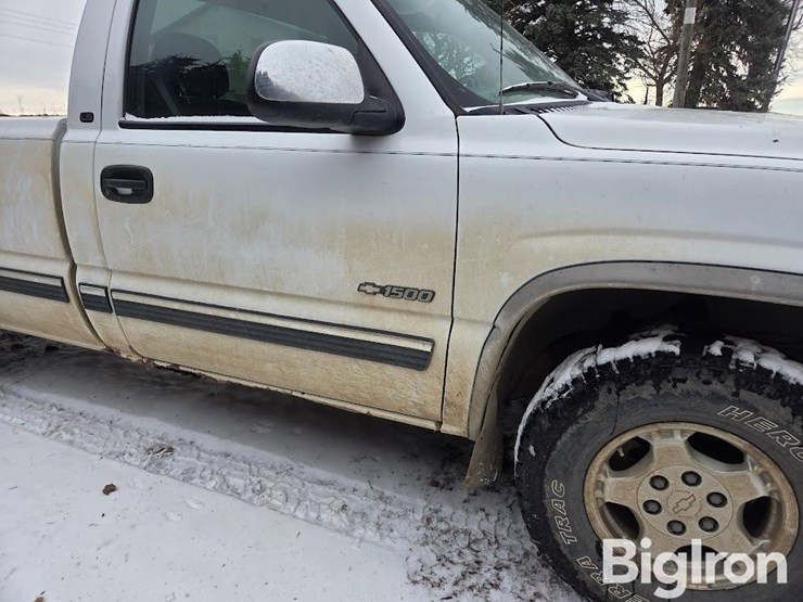 1999-chevrolet-silverado-1500-image-13