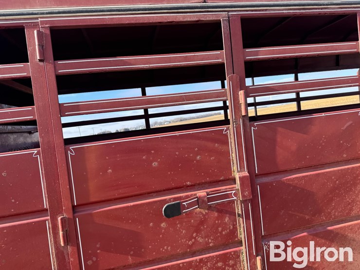 rice-16'-t/a-livestock-trailer-image-20