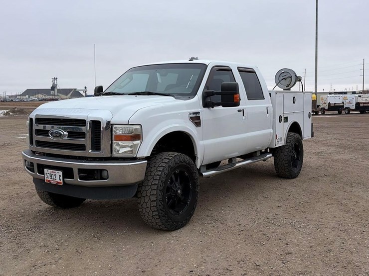 2010-ford-f250-image-1