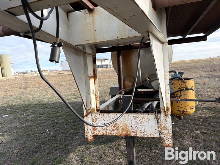 shop-made-t/a-nurse-tank-trailer-image-11