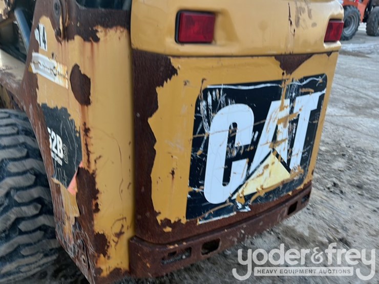 2012-caterpillar-252b3-image-17