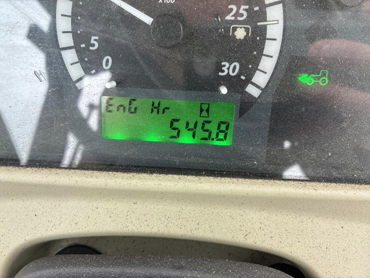 john-deere-3033r-image-55