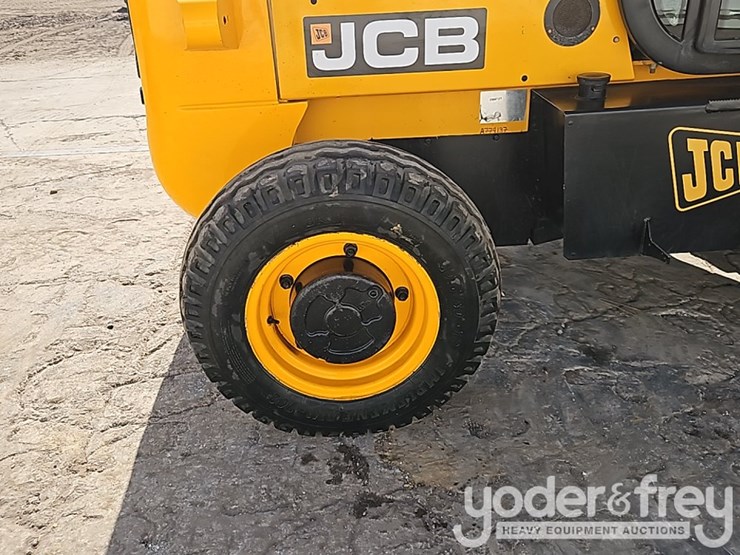 2017-jcb-926-image-8