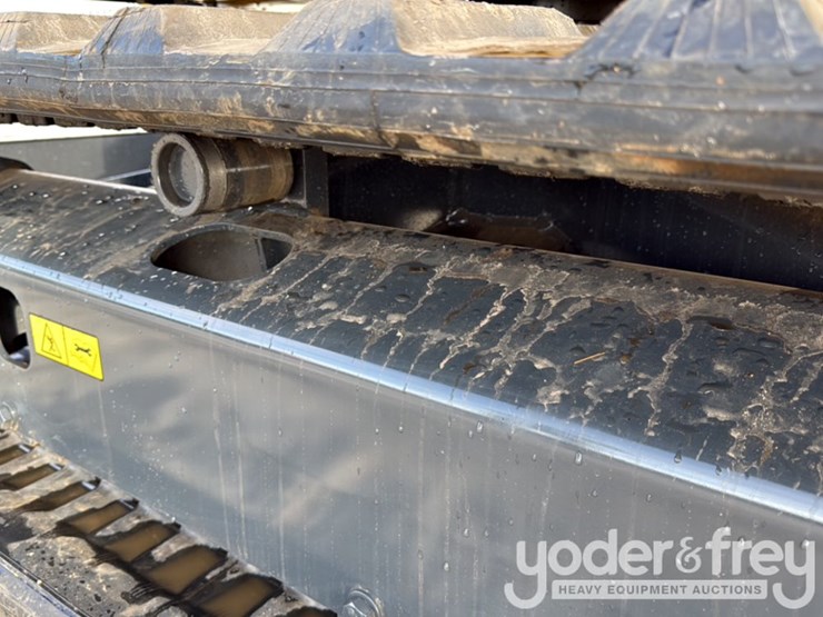 2023-komatsu-pc55mr-image-26