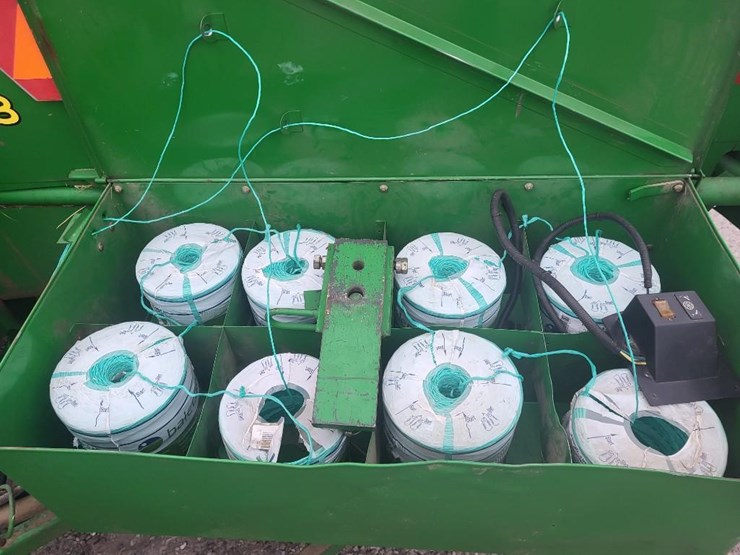 john-deere-348-image-35