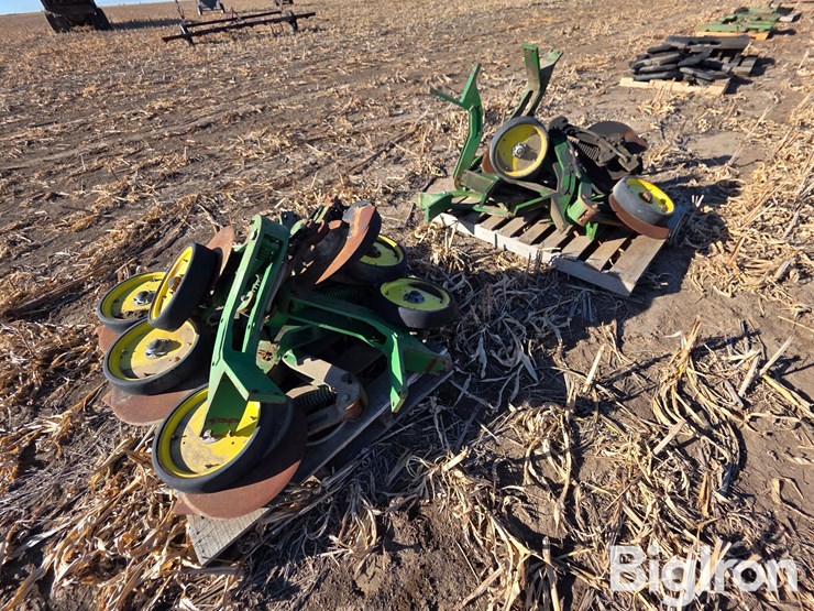 john-deere-2-image-1