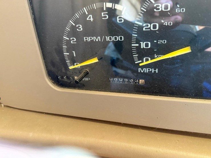 2001-damon-seabreeze-motorhome-image-3