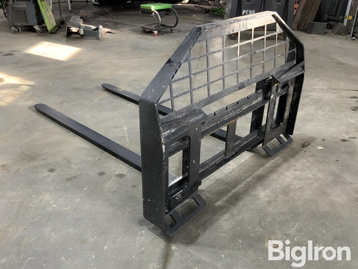 2025-giyi-60"-skid-steer-pallet-forks-&-mast-assy-image-7