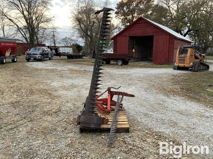 allis-chalmers-7'-3-pt-sickle-mower-image-4