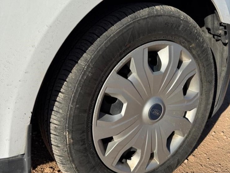 2019-ford-transit-connect-image-17