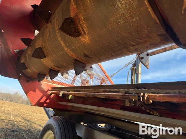 baker-bale-unroller-image-13