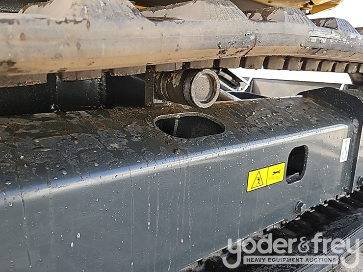 2024-komatsu-pc55mr-image-10