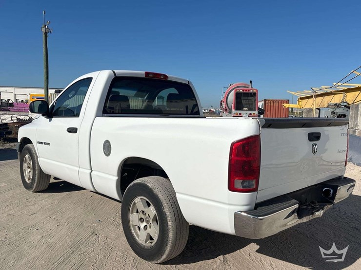 2006-dodge-ram-1500-image-4