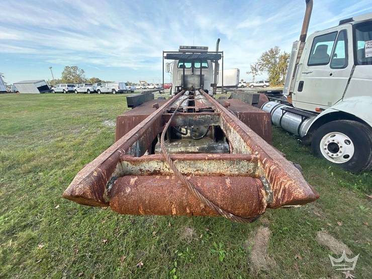 1999-sterling-l9513-image-22